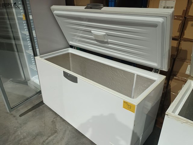 Lot 13 - diepvrieskoffer beko - afbeelding 1 van  4