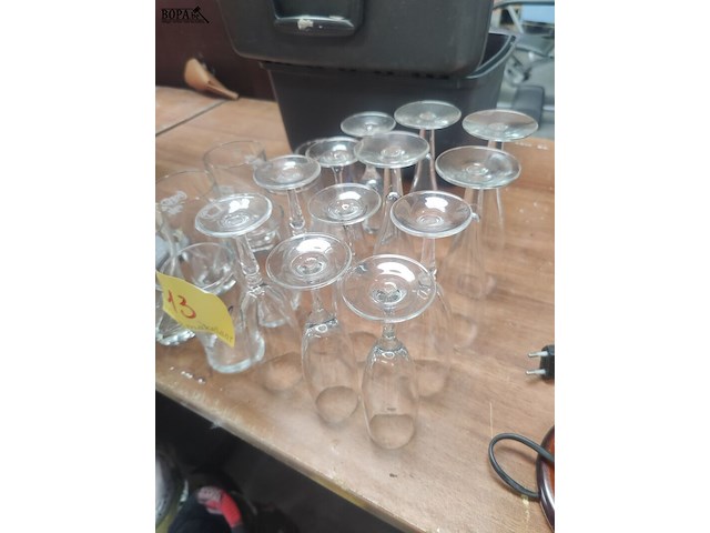 Lot 13 - drinkglazen - 20 stuks - afbeelding 2 van  3