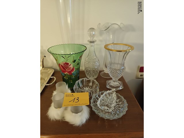 Lot 13 - glaswerk en kristal. 11 stuks - afbeelding 1 van  5
