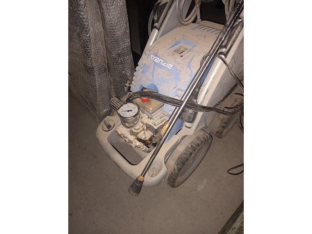 Lot 13 - hogedrukreiniger kränzle - afbeelding 3 van  5