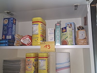 Lot 13 - keukengerei. inhoud keukenkasten
