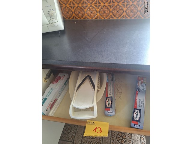 Lot 13 - keukengerei. inhoud keukenkasten - afbeelding 23 van  28