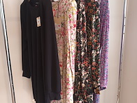 Lot 13 - kleedjes maat xs. 5 stuks