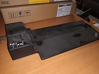 Lot 13 - lenovo thinkpad docking station. 3 stuks - afbeelding 3 van  3