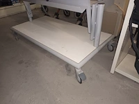 Lot 13 - mobiel whiteboard met projectorstatief - afbeelding 7 van  7