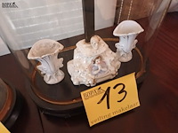 Lot 13 - ovalen globe me kruisbeeld - afbeelding 2 van  4