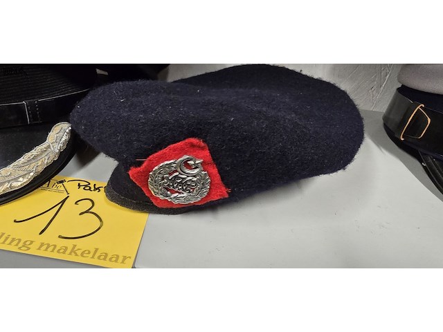 Lot 13 - pakistan 2 kepies - afbeelding 4 van  4