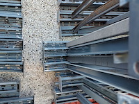 Lot 13 - palletstelling met 9 staanders - afbeelding 2 van  3
