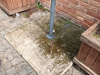 Lot 13 - parasols en parasolvoeten - afbeelding 3 van  9