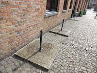 Lot 13 - parasols en parasolvoeten - afbeelding 6 van  9