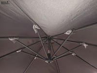 Lot 13 - parasols en parasolvoeten - afbeelding 8 van  9