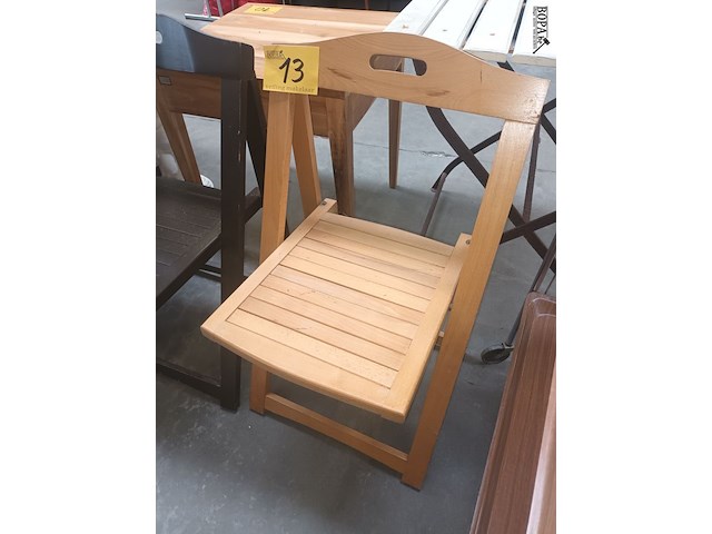 Lot 13 - plooistoel. 2 stuks - afbeelding 2 van  3