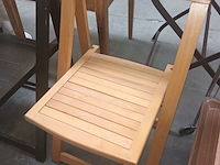 Lot 13 - plooistoel. 2 stuks - afbeelding 2 van  3