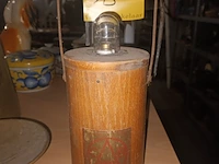 Lot 13 - schaal, lamp en dekselpot - afbeelding 4 van  4
