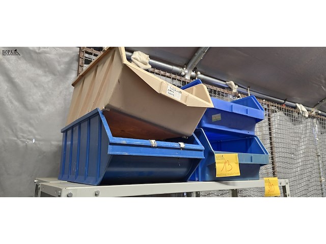 Lot 13 - sorteerbakken 4 stuks 50 x 30 cm - afbeelding 2 van  3