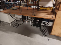 Lot 13 - tafel