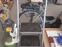 Lot 13 - trapladder altrex - afbeelding 1 van  3
