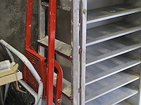 Lot 13 - trapladders 3 stuks - afbeelding 4 van  5