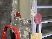 Lot 13 - trapladders 3 stuks - afbeelding 5 van  5