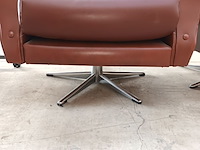 Lot 13 - vintage draaifauteuil. 2 stuks - afbeelding 3 van  6