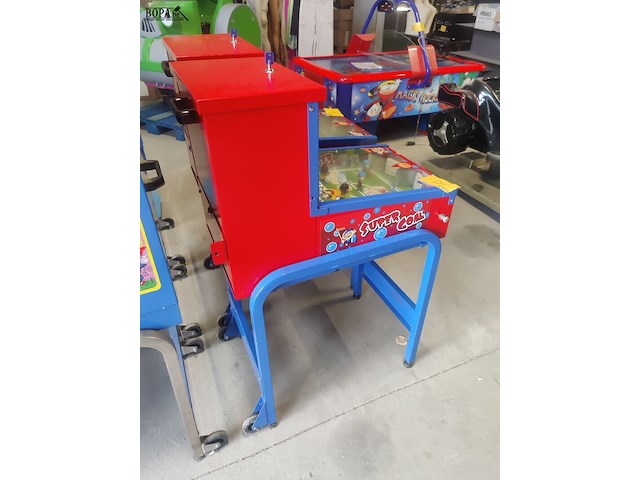 Lot 13 - voetbal flipperkast - afbeelding 4 van  4