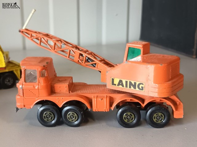Lot 13 - werkvoertuigen op schaal. 8 stuks - afbeelding 11 van  12