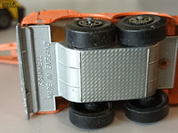 Lot 13 - werkvoertuigen op schaal. 8 stuks - afbeelding 12 van  12