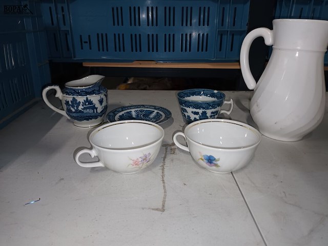 Lot 130 - divers servies - afbeelding 3 van  4