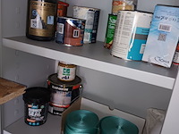 Lot 130 - diversen. inhoud kast - afbeelding 2 van  4