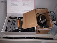 Lot 130 - diversen. inhoud kast - afbeelding 4 van  4