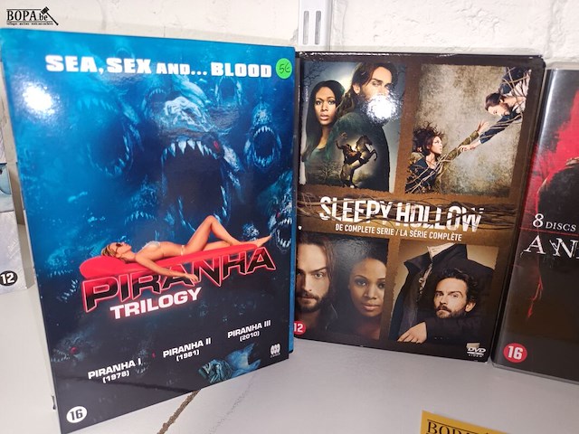 Lot 130 - dvd boxen horror. 4 stuks - afbeelding 2 van  3