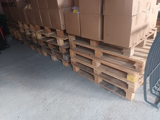Lot 130 - houten palletten. 20 stuks - afbeelding 1 van  2