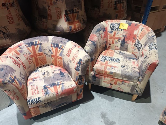 Lot 130 - kuipstoelen union jack. 9 stuks - afbeelding 1 van  5