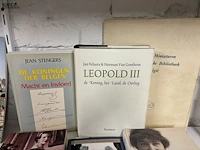 Lot 130 - lot koninklijke boeken - 6 stuks - afbeelding 3 van  3