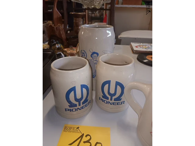 Lot 130 - reclame bierpotten. 4 stuks - afbeelding 2 van  4