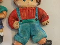 Lot 131 - deegpopjes. 4 stuks - afbeelding 5 van  5