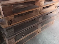 Lot 131 - houten palletten. 20 stuks - afbeelding 3 van  3