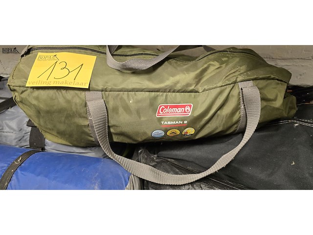 Lot 131 - lot diverse tenten, slaapzakken? 5 tassen - afbeelding 3 van  5