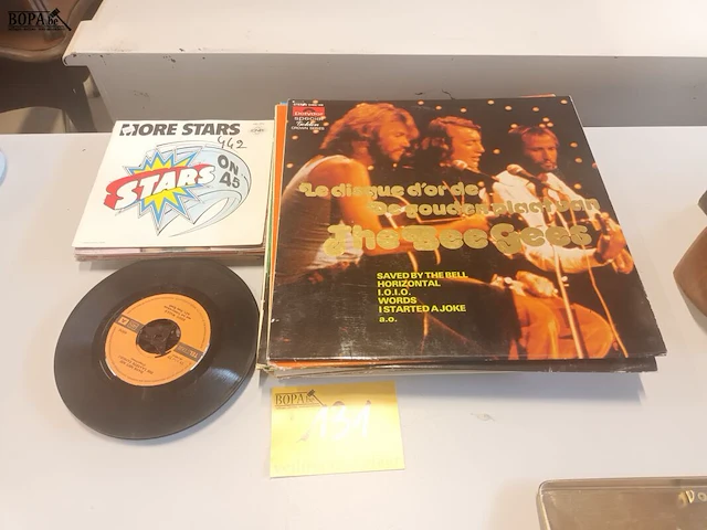 Lot 131 - muziek lp’s en singles. 25 stuks - afbeelding 1 van  7