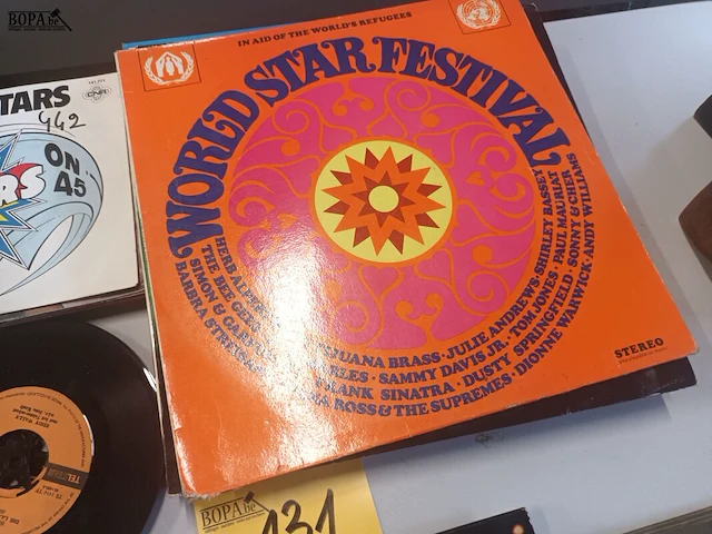 Lot 131 - muziek lp’s en singles. 25 stuks - afbeelding 4 van  7