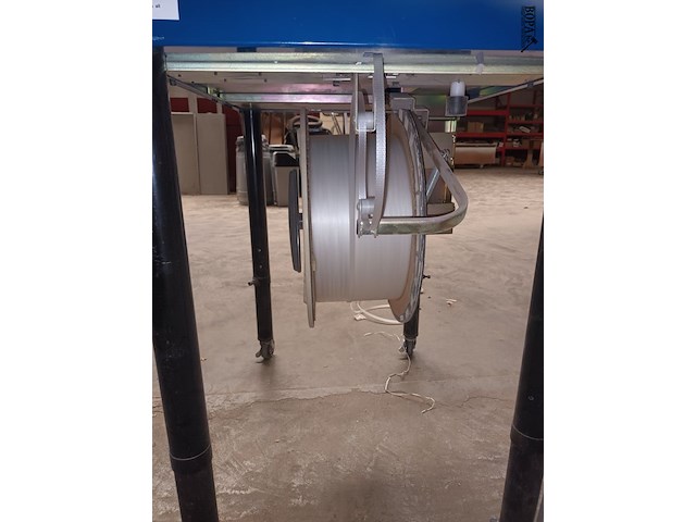 Lot 131 - omsnoeringsmachine cyklop - afbeelding 4 van  4