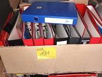 Lot 131 - ringmappen - afbeelding 1 van  3