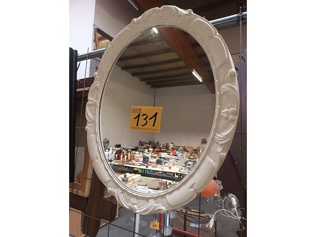 Lot 131 - spiegel ovaal - afbeelding 1 van  3