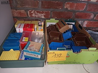 Lot 132 - bevestigingsmateriaal - afbeelding 1 van  3