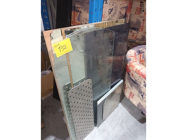 Lot 132 - diversen. 8 stuks - afbeelding 2 van  4