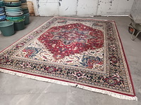 Lot 132 - handgeknoopt perzisch tapijt - afbeelding 5 van  6