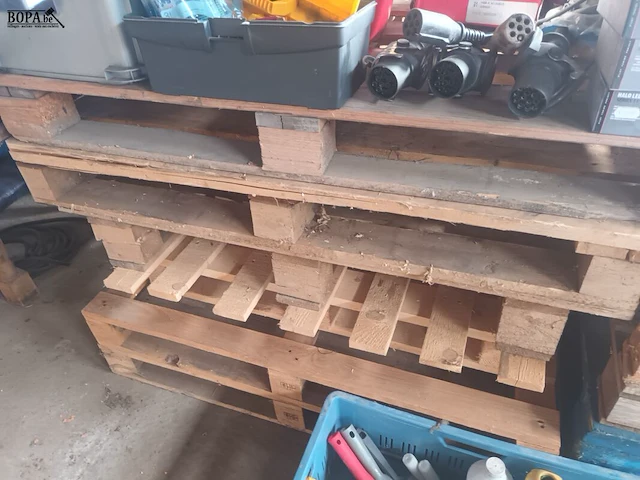 Lot 132 - houten palletten. 11 stuks - afbeelding 4 van  4