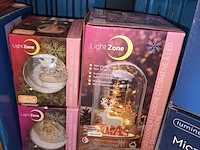 Lot 132 - kerstdecoratie. 8 stuks - afbeelding 3 van  5