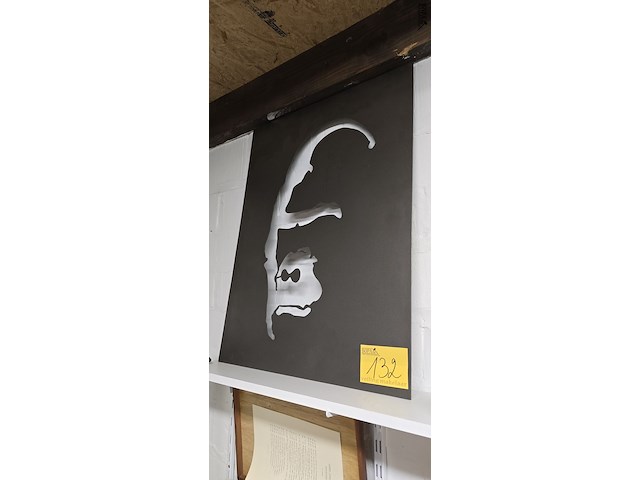Lot 132 - metalen bord met tekening - afbeelding 3 van  3