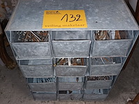 Lot 132 - metalen sorteertoren - afbeelding 1 van  4